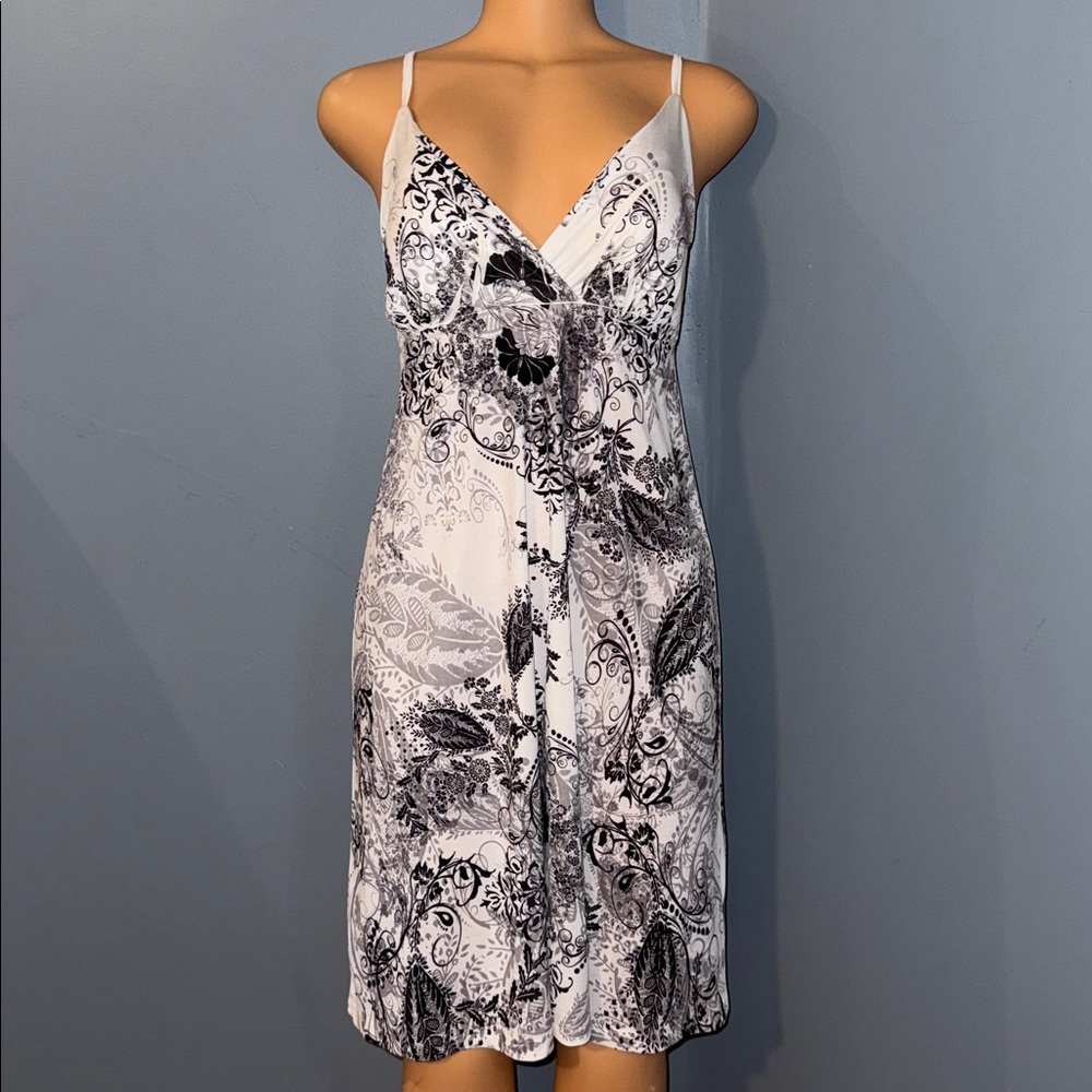 Elegant Cristina Love Floral Print Dress - Size Large
